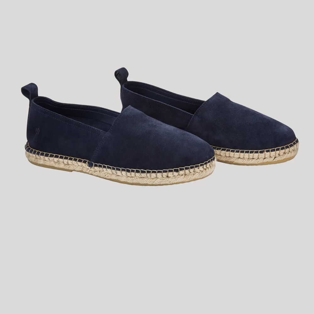 FRESCOLABL CARIOCA HELIO ESPADRILLE
SUEDE / NAVY BLUE SIZE 43 BRAND NEW!